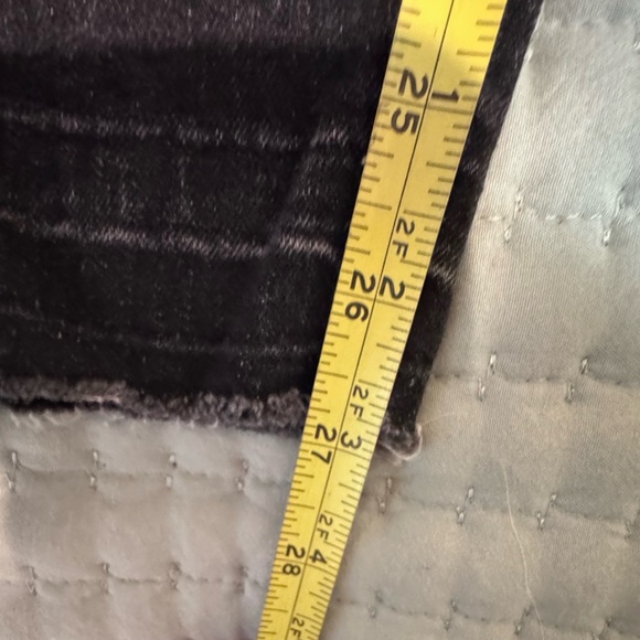 Mango brand distressed light black skinny cropped raw hem jeans. Size 8. NWT - Picture 8 of 16